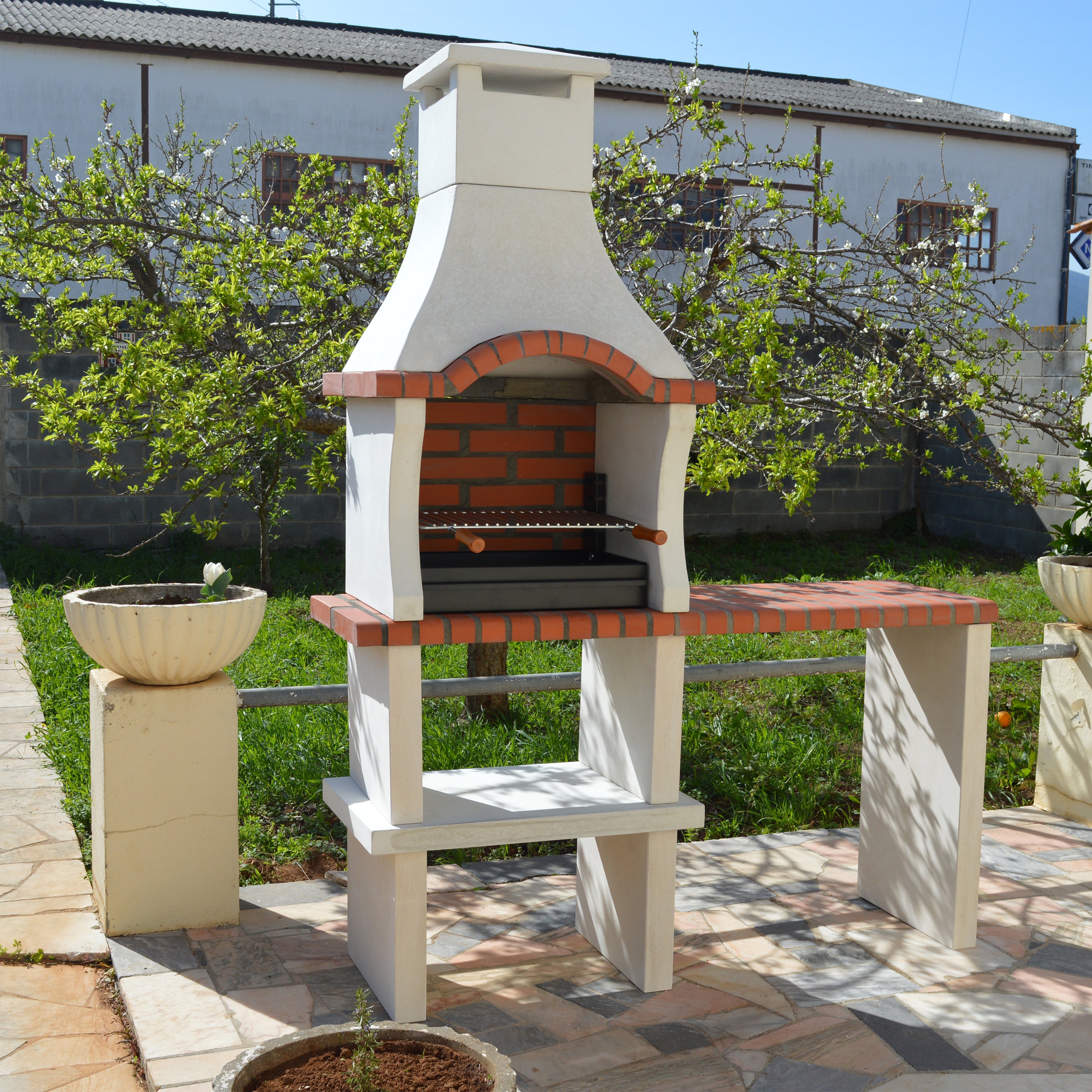 Xclusive Decor Somerset Barbecue with Side Table